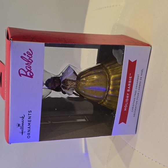 2023 Christmas barbie holiday hallmark Ornament New Gold Dress White Cape Black - Picture 4 of 5